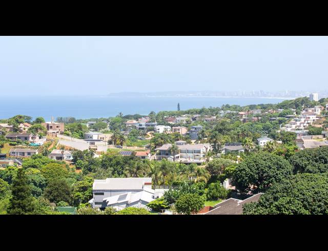 4 BEDROOM HOUSE FOR SALE IN LA LUCIA RIDGE